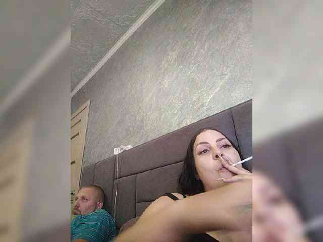 Cleopatra1990 webcam