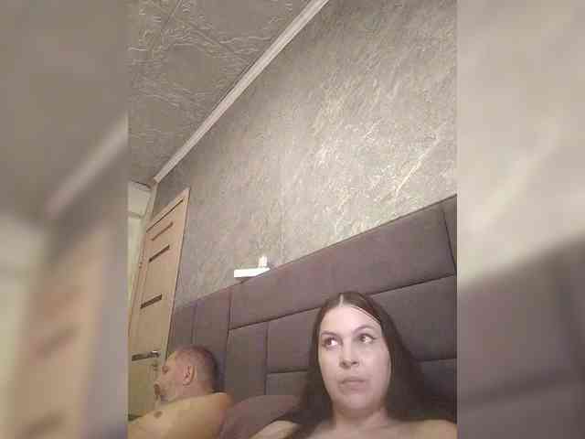 Cleopatra1990 webcam
