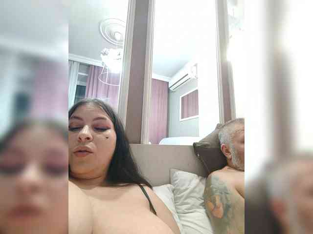 Cleopatra1990 webcam