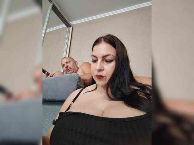 Cleopatra1990 webcam