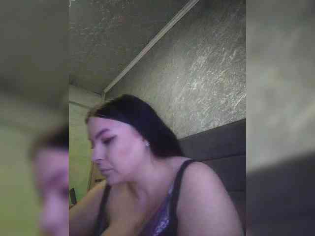 Cleopatra1990 webcam