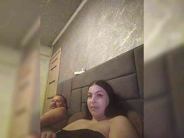 Cleopatra1990 webcam