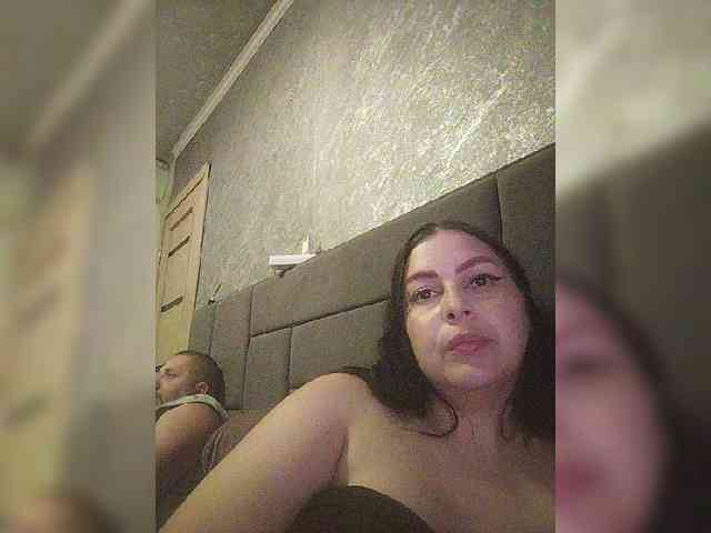 Cleopatra1990 webcam
