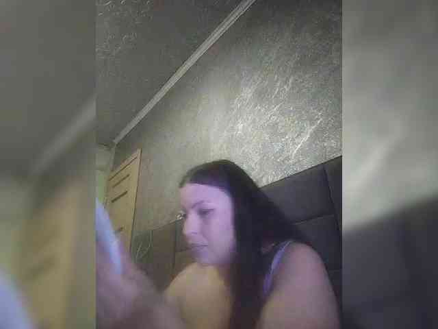 Cleopatra1990 webcam