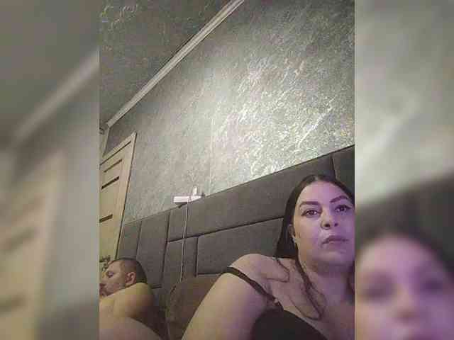 Cleopatra1990 webcam