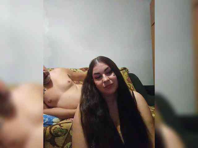 Cleopatra1990 webcam