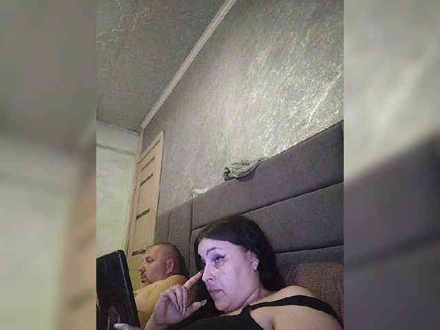 Cleopatra1990 webcam