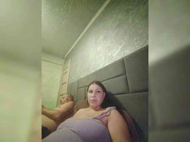 Cleopatra1990 webcam