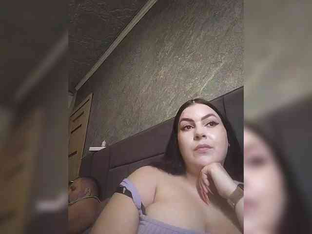 Cleopatra1990 webcam