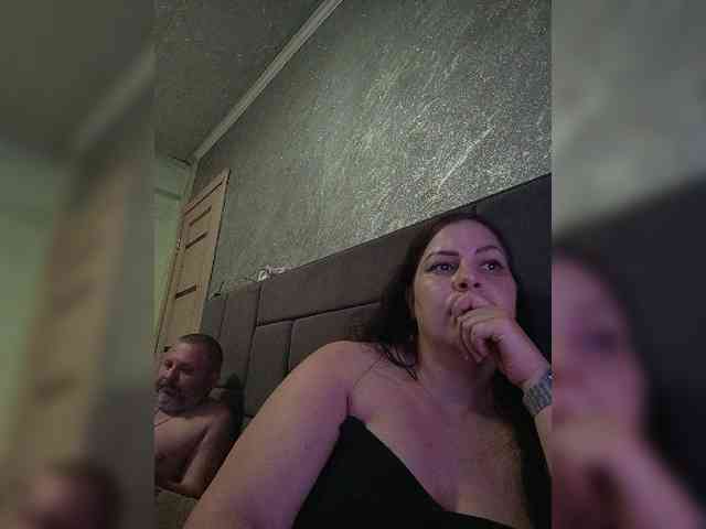 Cleopatra1990 webcam
