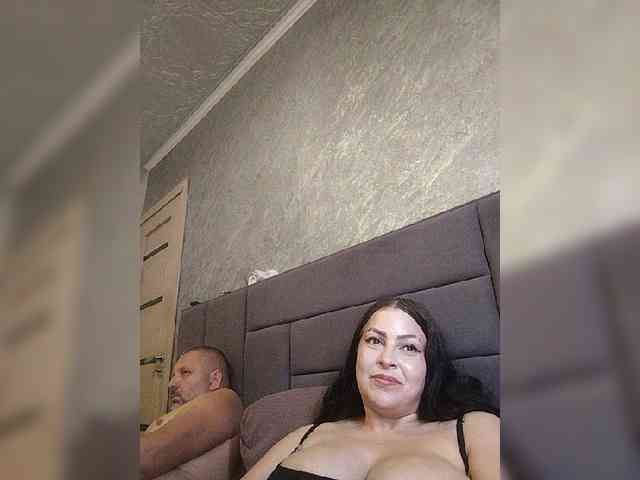 Cleopatra1990 webcam