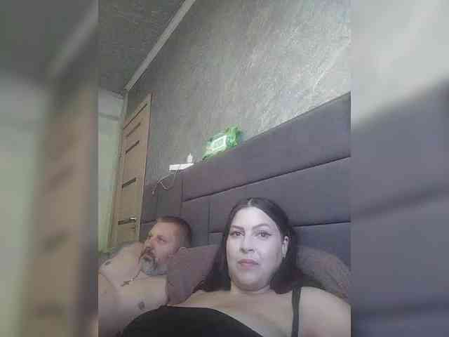 Cleopatra1990 webcam