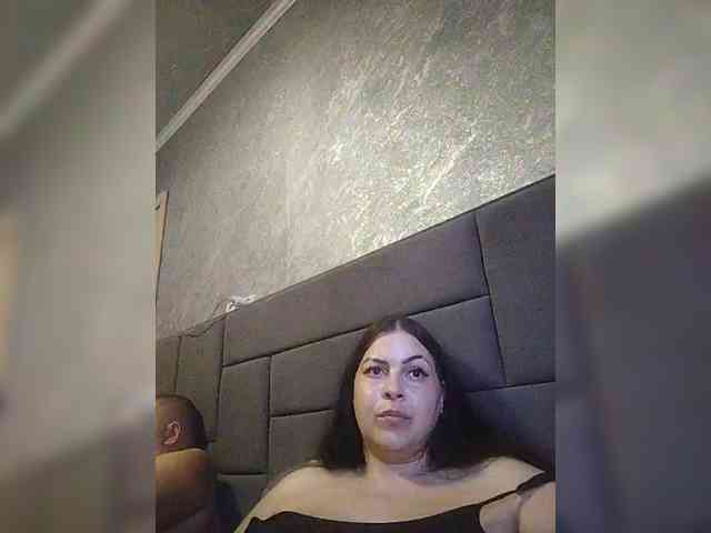 Cleopatra1990 webcam