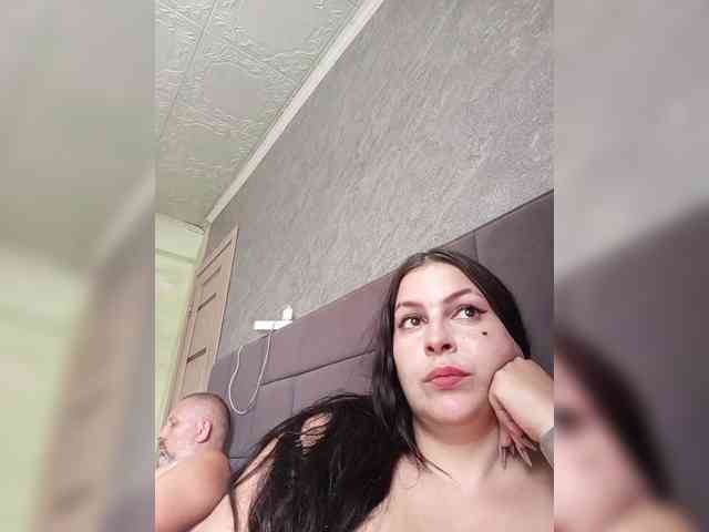 Cleopatra1990 webcam