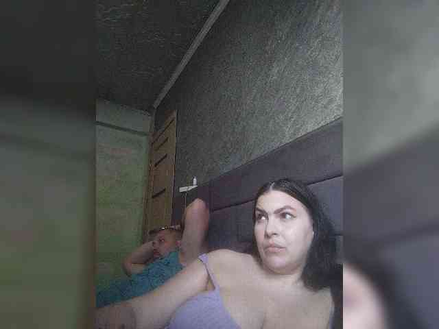 Cleopatra1990 webcam