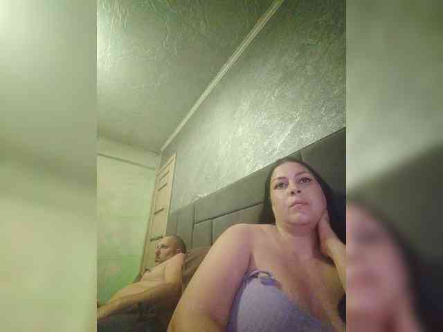 Cleopatra1990 webcam