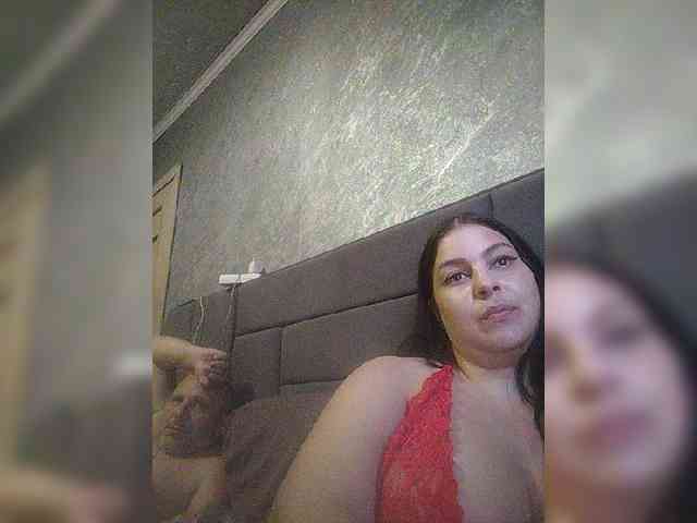 Cleopatra1990 webcam