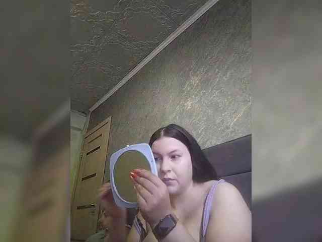 Cleopatra1990 webcam