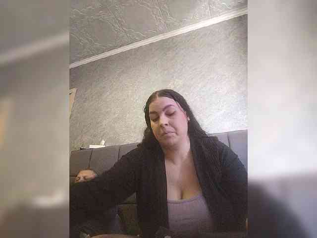 Cleopatra1990 webcam