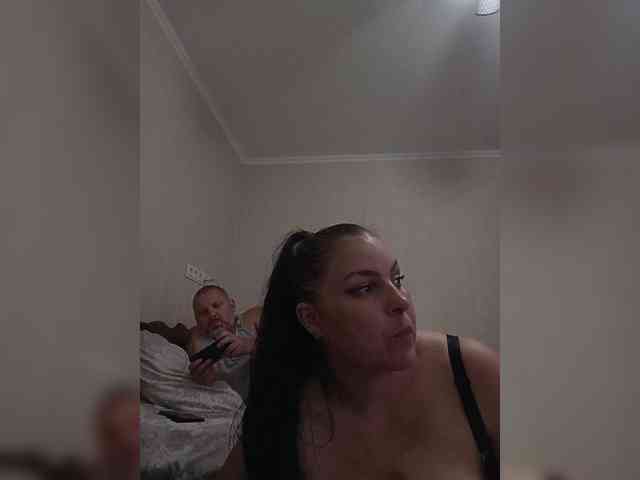 Cleopatra1990 webcam