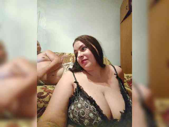 Cleopatra1990 webcam