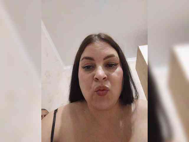 Cleopatra1990 webcam