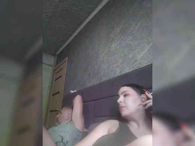 Cleopatra1990 webcam