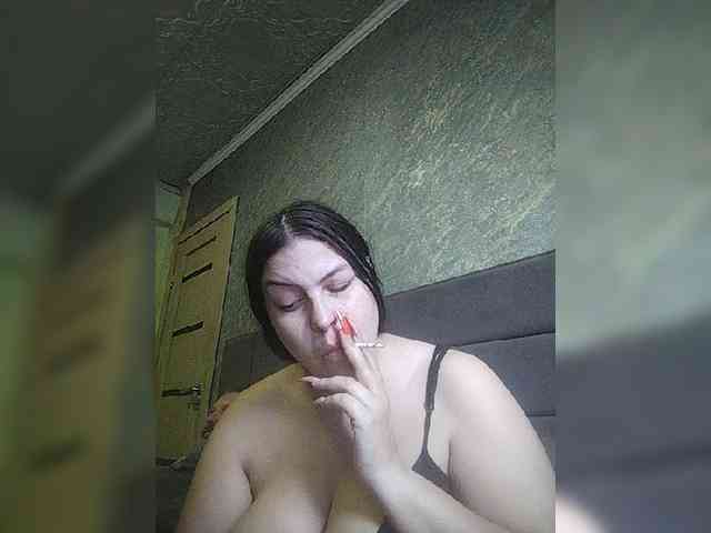 Cleopatra1990 webcam