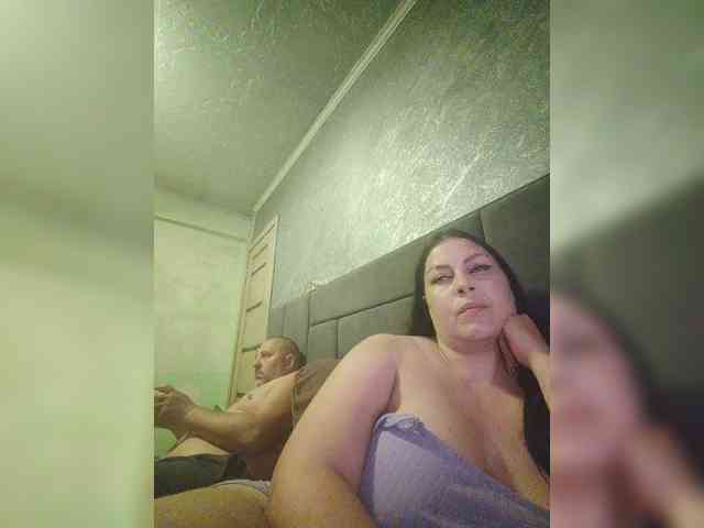 Cleopatra1990 webcam