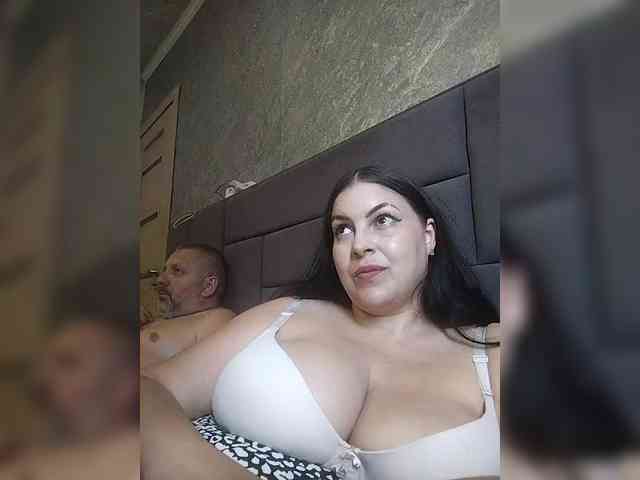 Cleopatra1990 webcam