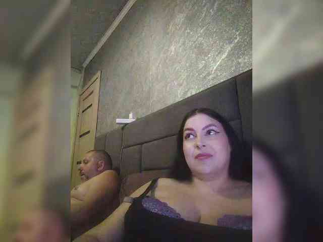 Cleopatra1990 webcam