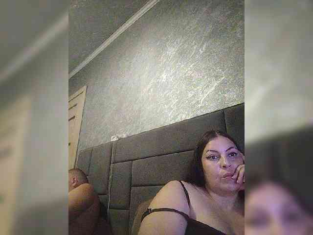 Cleopatra1990 webcam