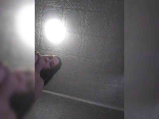 Cleopatra1990 webcam