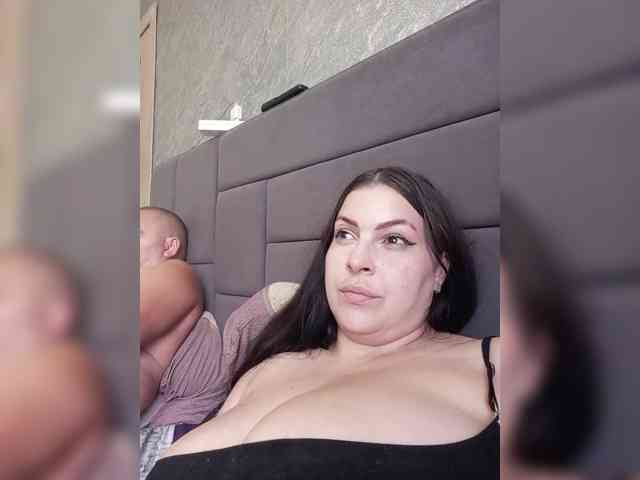 Cleopatra1990 webcam