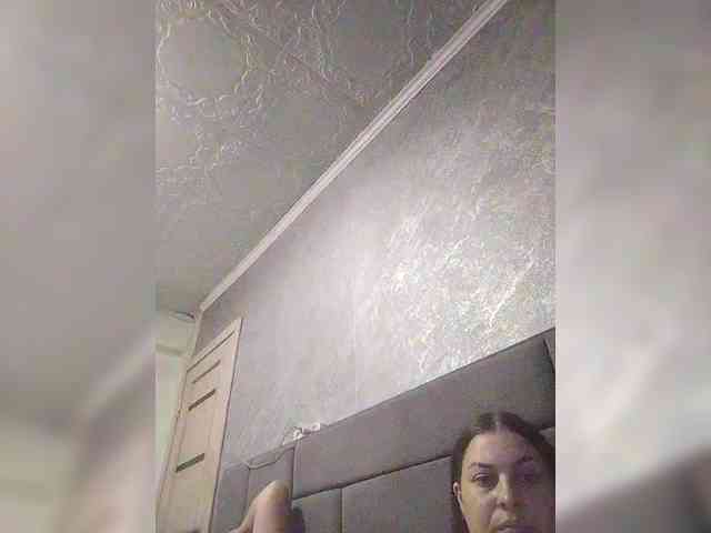 Cleopatra1990 webcam