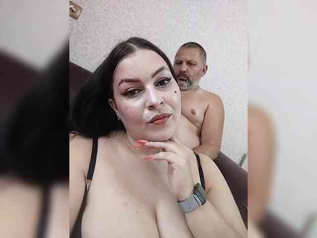 Cleopatra1990 webcam