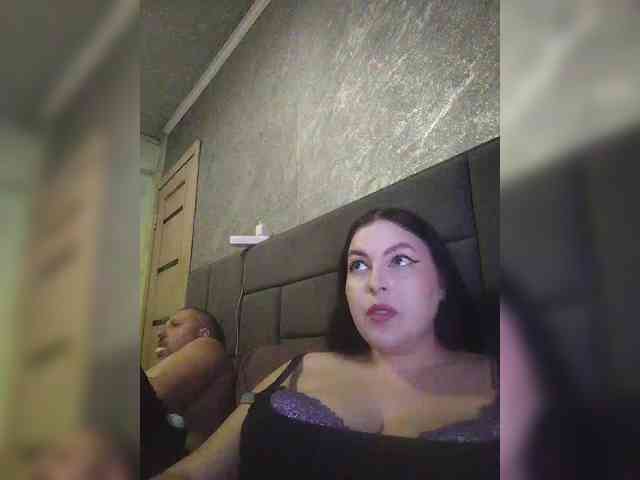 Cleopatra1990 webcam