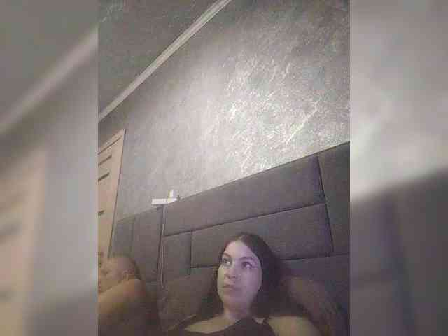 Cleopatra1990 webcam
