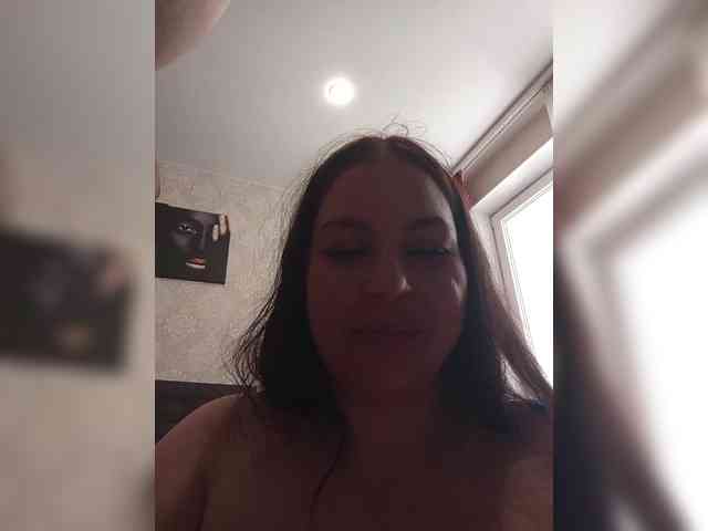 Cleopatra1990 webcam
