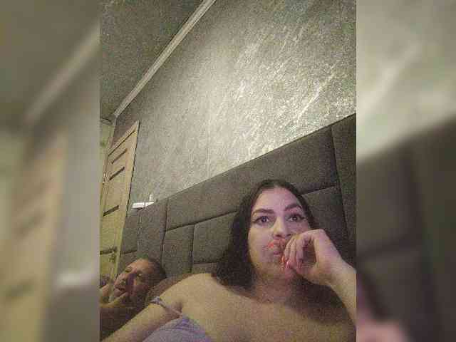 Cleopatra1990 webcam