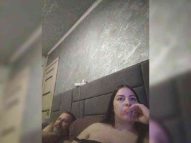 Cleopatra1990 webcam