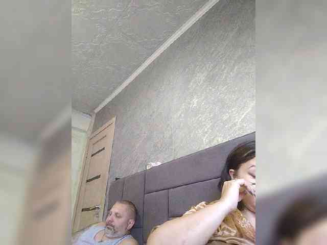 Cleopatra1990 webcam