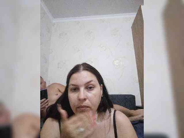 Cleopatra1990 webcam