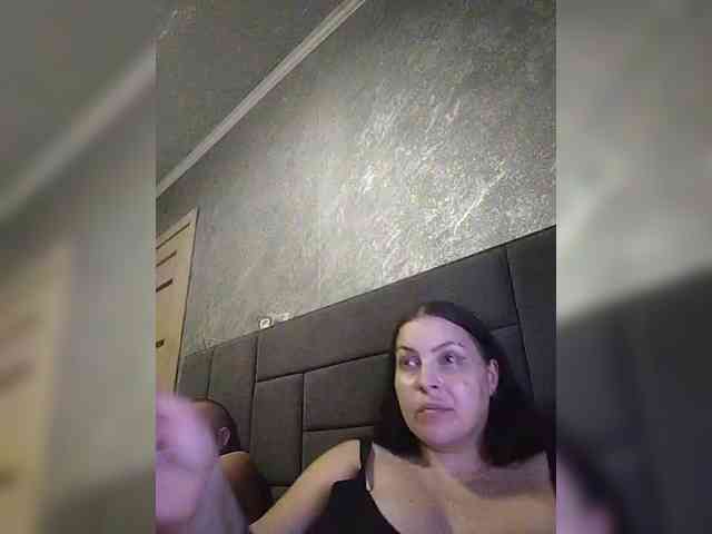 Cleopatra1990 webcam