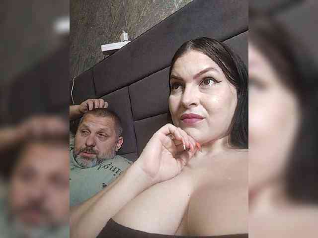 Cleopatra1990 webcam