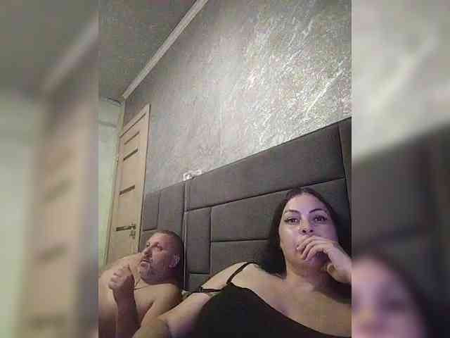 Cleopatra1990 webcam