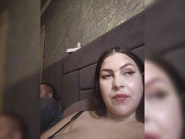 Cleopatra1990 webcam