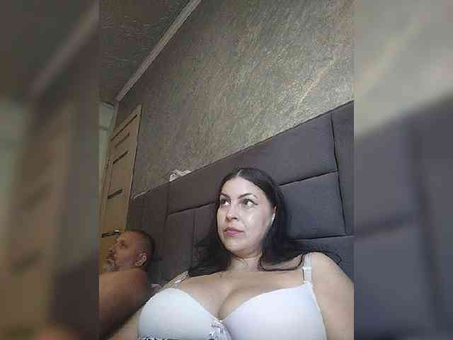 Cleopatra1990 webcam