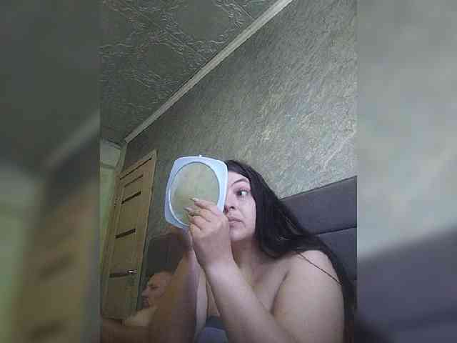 Cleopatra1990 webcam
