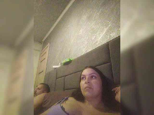 Cleopatra1990 webcam
